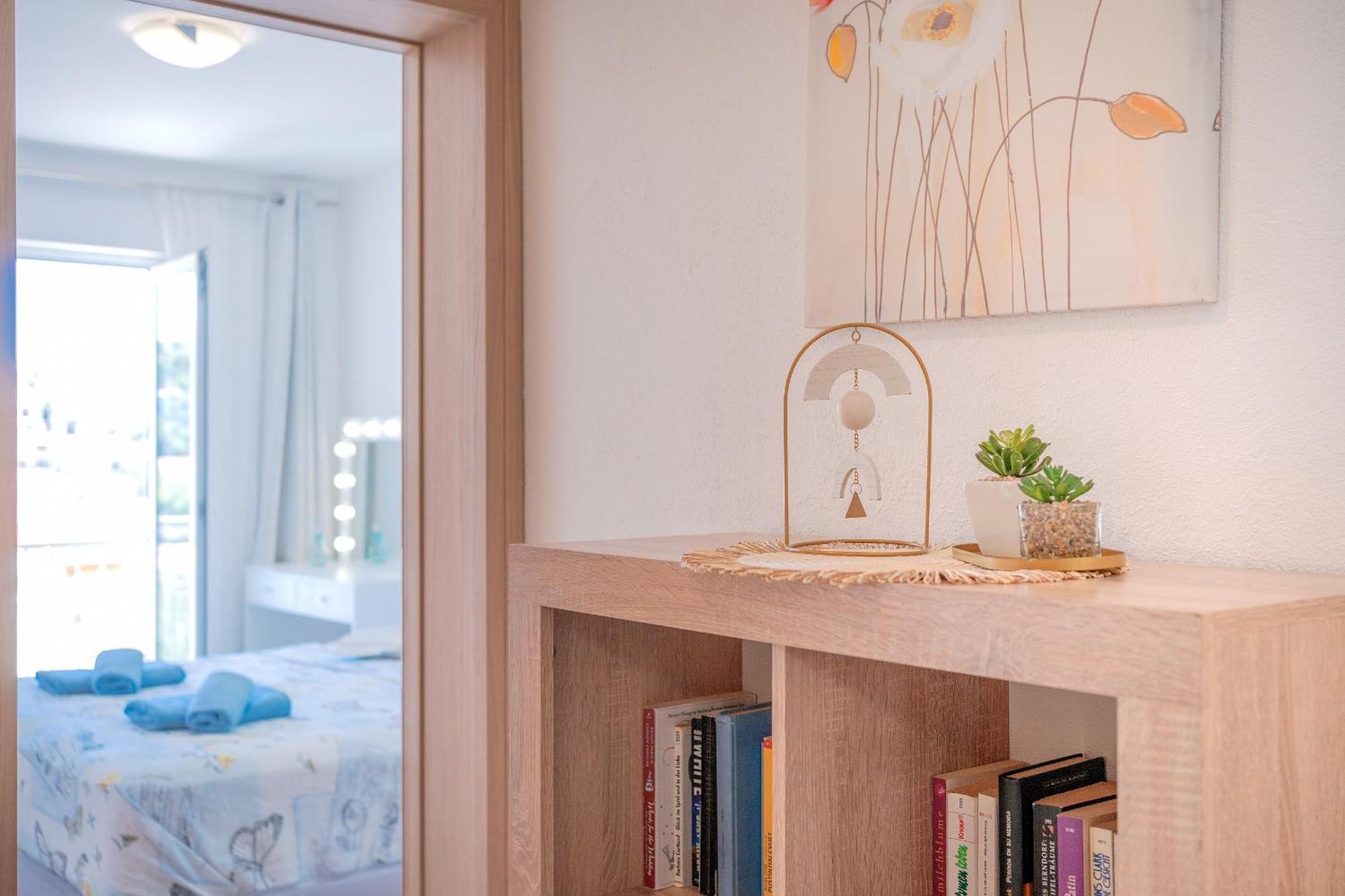 Apartments Edi - Zf Hvar ฮวาร์ ภายนอก รูปภาพ